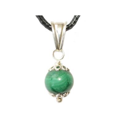 Pendentif Pierre Boule de 8mm en Malachite Montage et Bélière en Argent 925