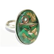 Bague Orgonite Cabochon Ovale 25x18 mm Malachite et Feuilles d'Or Support Argent 925 Pièce Unique N° BOA-MAL-1