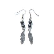 Boucles d'Oreilles Création en Pierres Boules d'Hématite (6 mm) Plumes Argentées