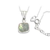 Pendentif Carré Pierre Facettée en Labradorite Monture et Chainette en Argent 925