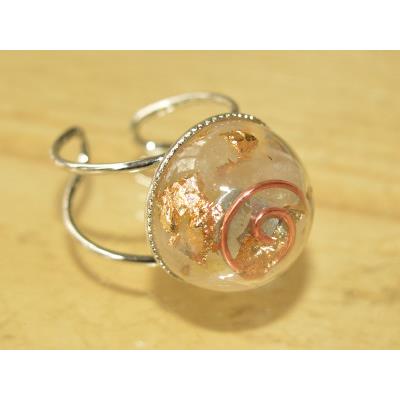 Bague Orgonite Cabochon Rond 18mm Pierre de Lune et Feuille d'Or Pièce Unique N°LUNEORG-1