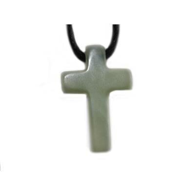 Pendentif Croix Latine en Jade de Chine 2.5x1.8 cm