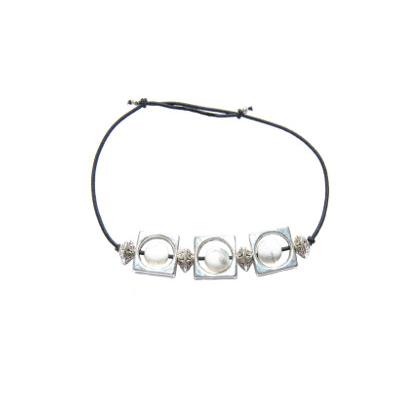 Bracelet Création en Pierres Boules d'Howlite Blanche (6 mm) Intercalaire Carré Montage Elastique