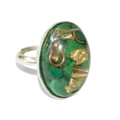 Bague Orgonite Cabochon Ovale 25x18 mm Malachite et Feuilles d'Or Support Argent 925 Pièce Unique N° BOA-MAL-2