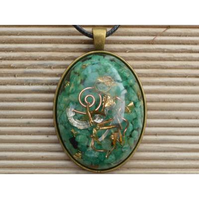 Orgonite Pendentif Cabochon Ovale 40x30 Amazonite et Feuilles d'Or Pièce Unique N°AMAZORG4030-1