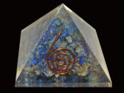 Orgonite Pyramide de 6 cm Pierre de Lapis Lazuli et Spirale de Cuivre